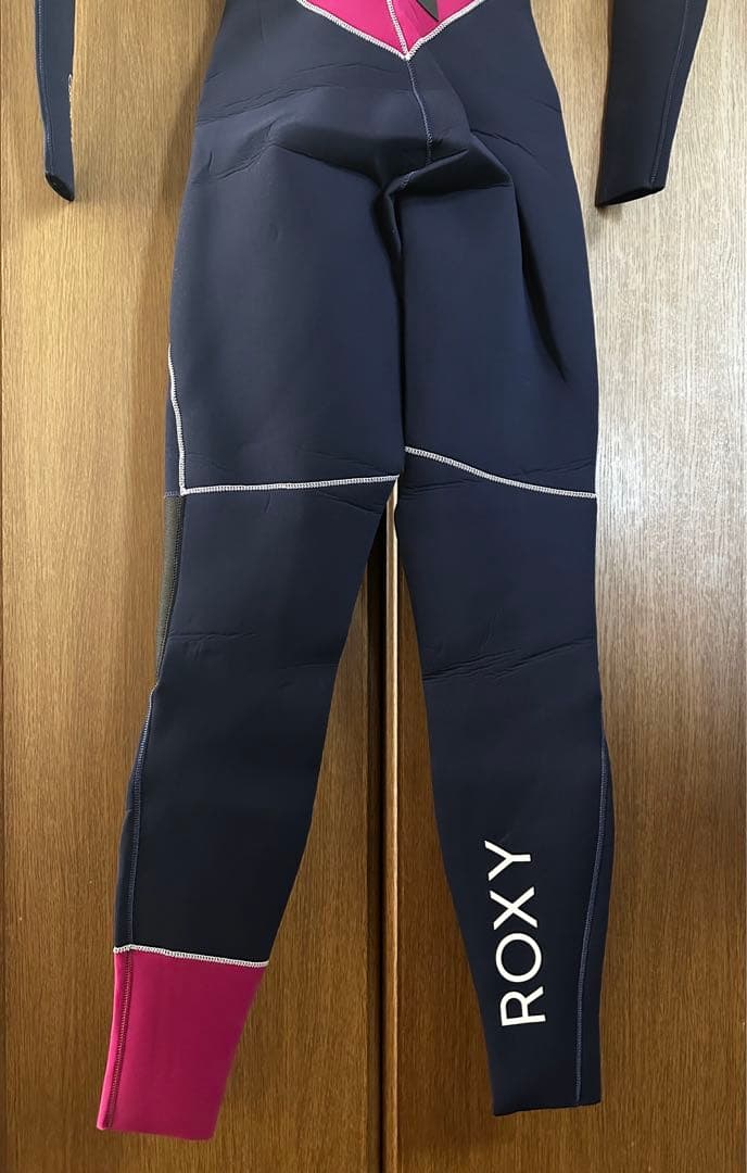 ROXY ロキシー ジャーフル サーフィン