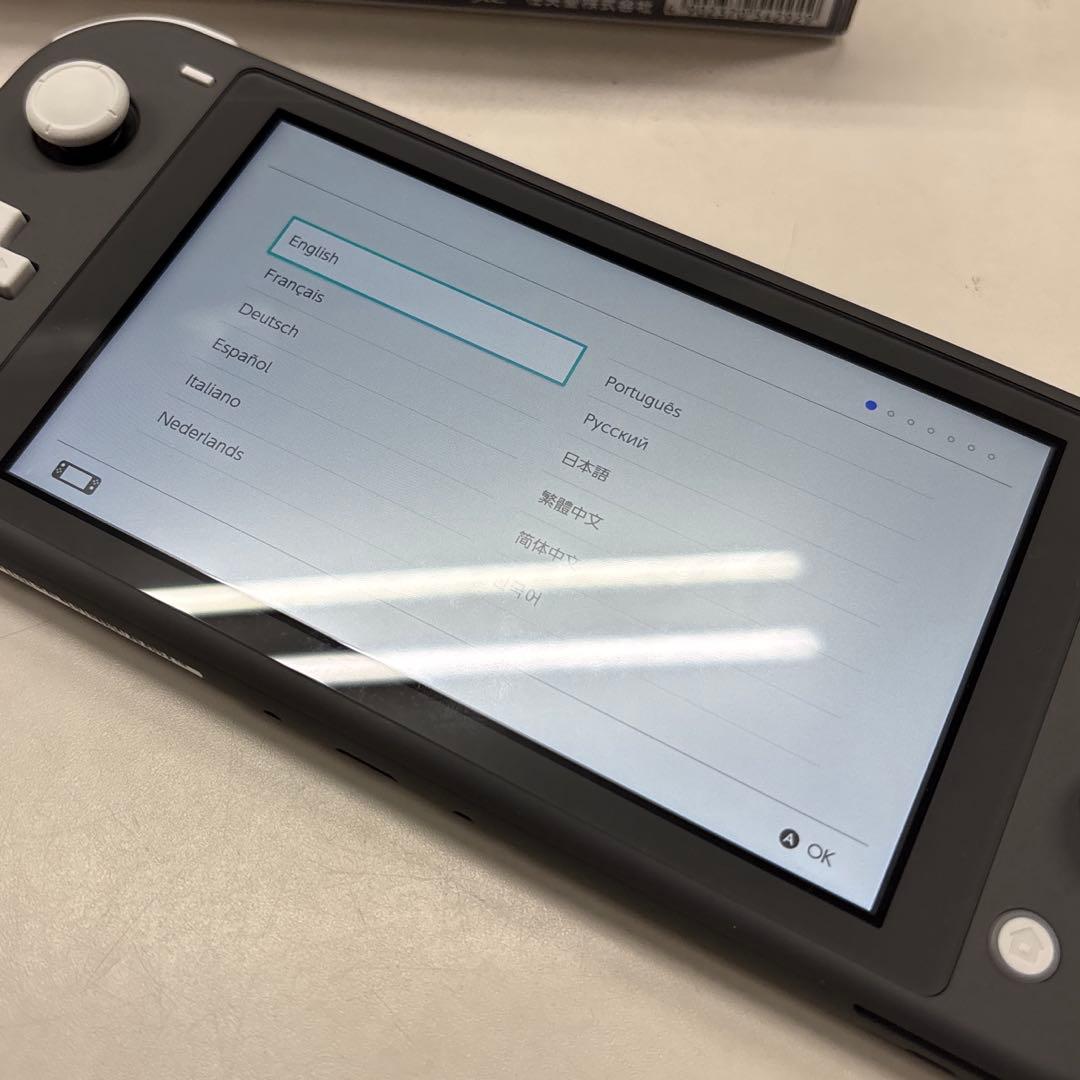 m*h様 ☆極美品☆ニンテンドースイッチ ライト グレー