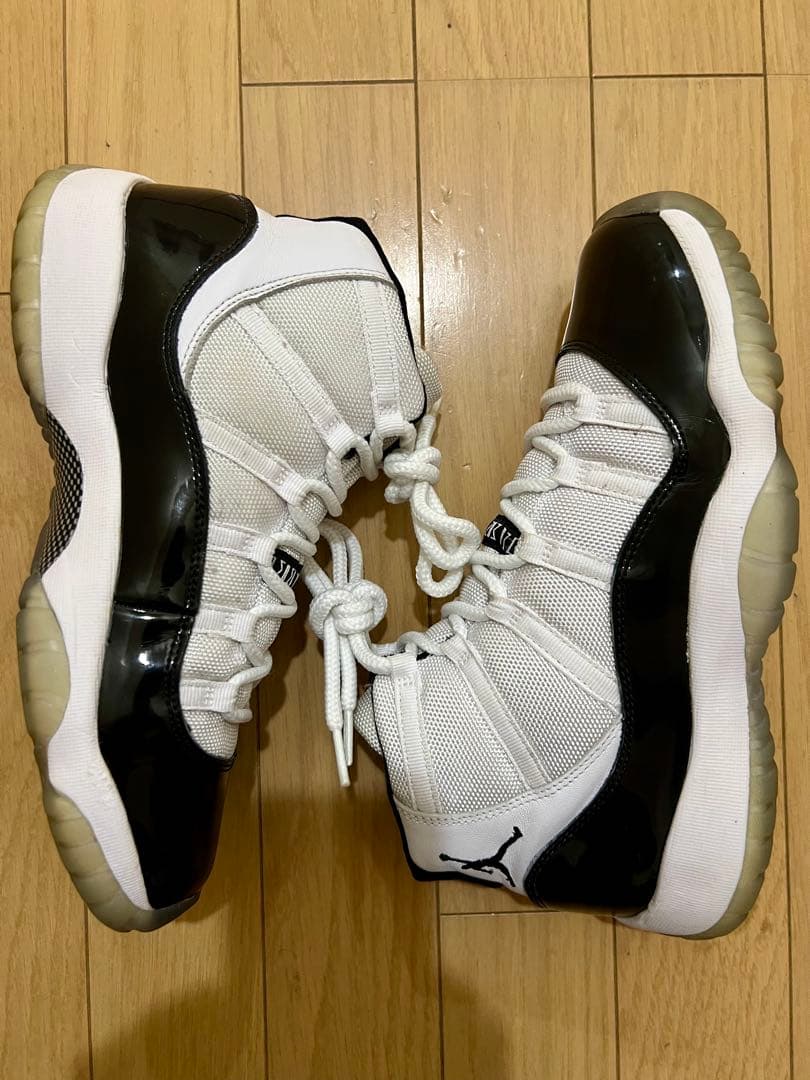 靴 Nike AIR JORDAN 11 RETRO 25cm