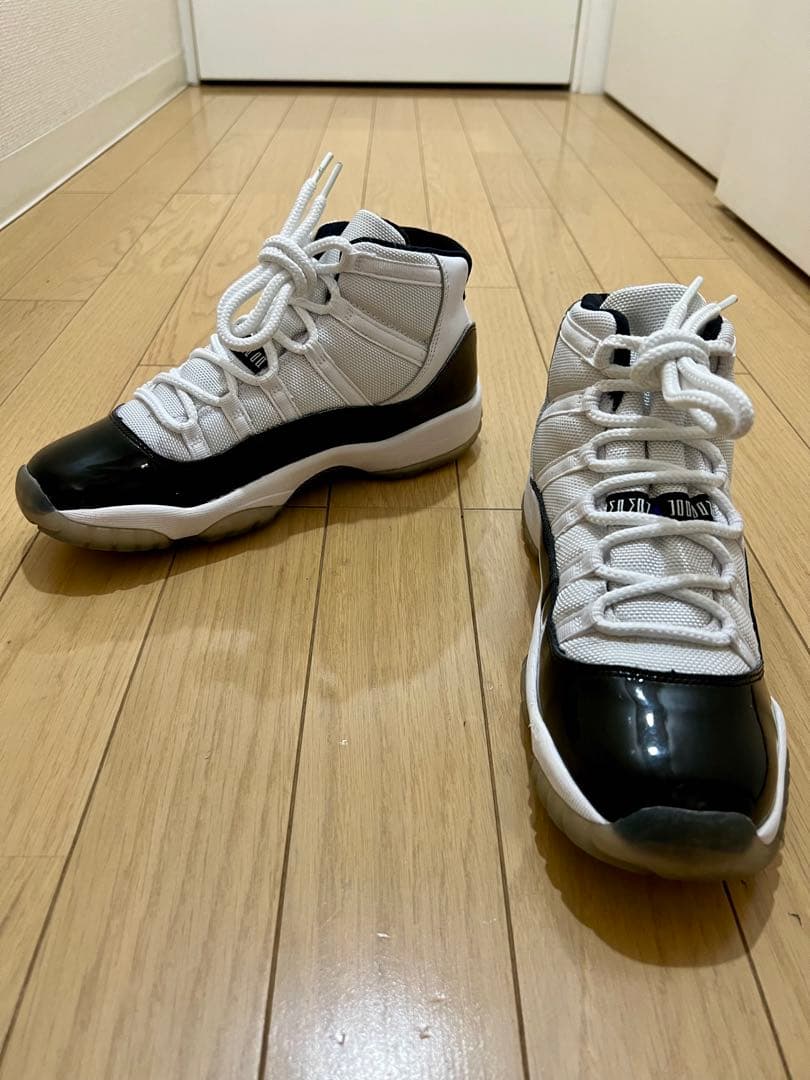 靴 Nike AIR JORDAN 11 RETRO 25cm