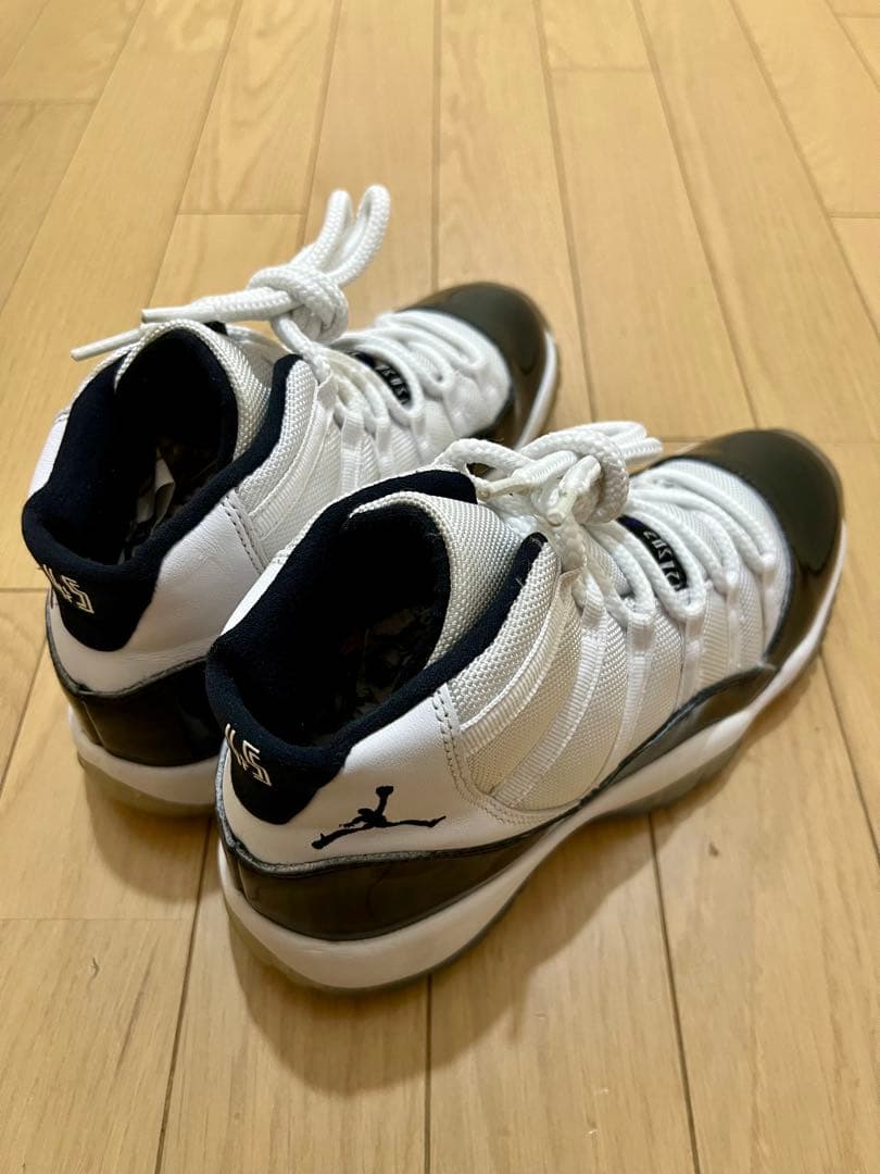 靴 Nike AIR JORDAN 11 RETRO 25cm