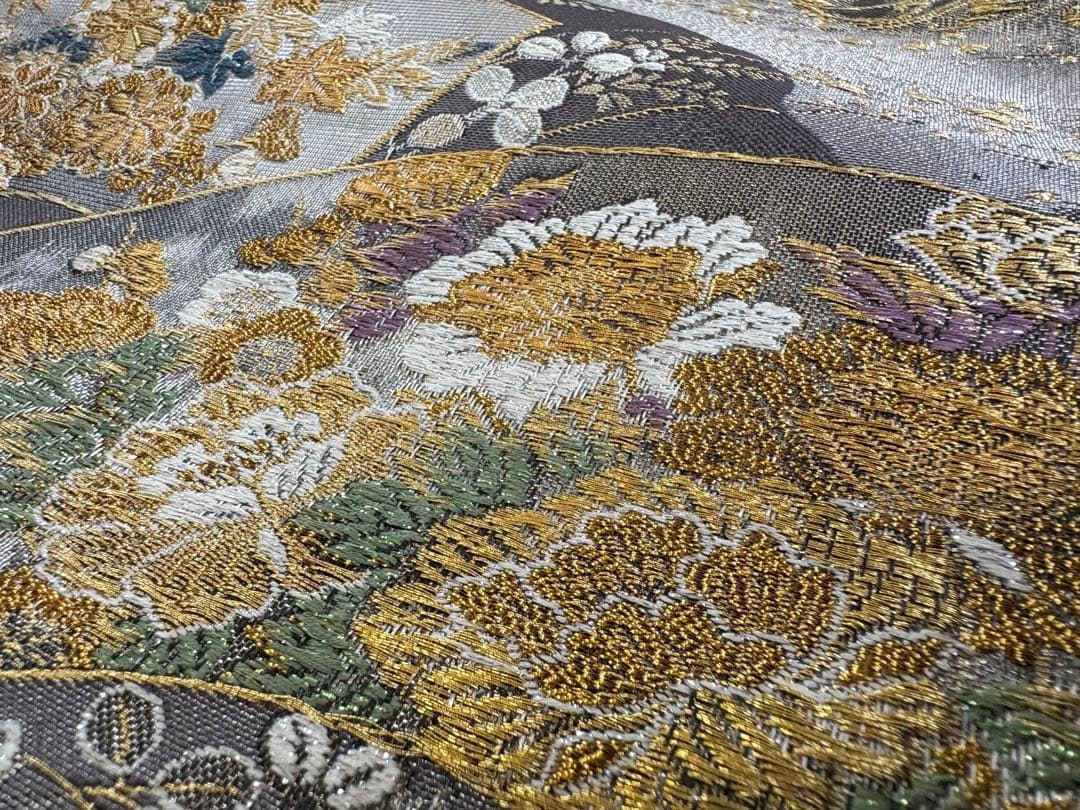 袋帯 六通 扇 松 菊 紅葉 牡丹 流水 唐織 刺繍