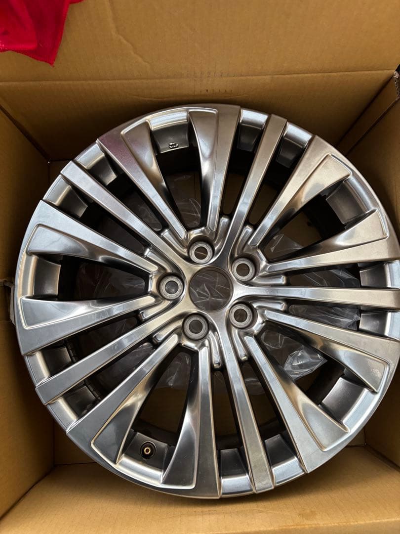 80ハリアーホイール1本金曜まで。