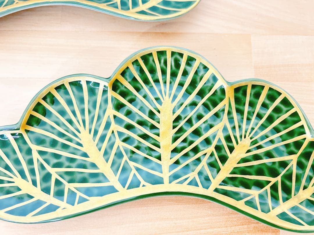 ズバン☆様ご依頼品　有田焼　幸楽窯　錦金松葉形前菜皿　茶緑金　4点セット