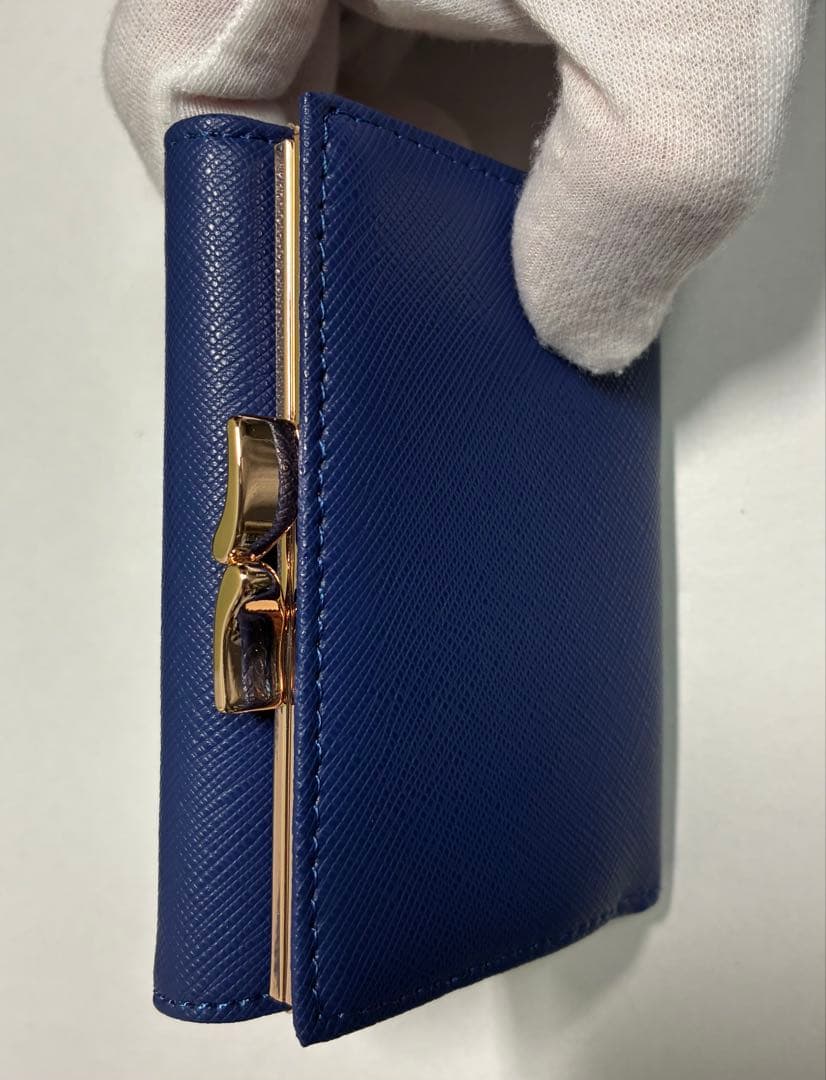 【新品】Vivienne Westwood 折財布 青 シンプル がま口 定番