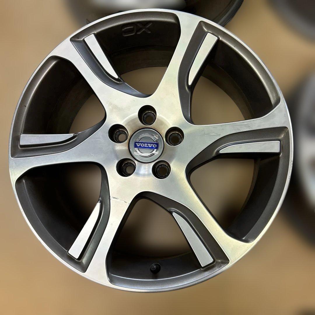 ボルボ　18インチ　アルミホイール４枚