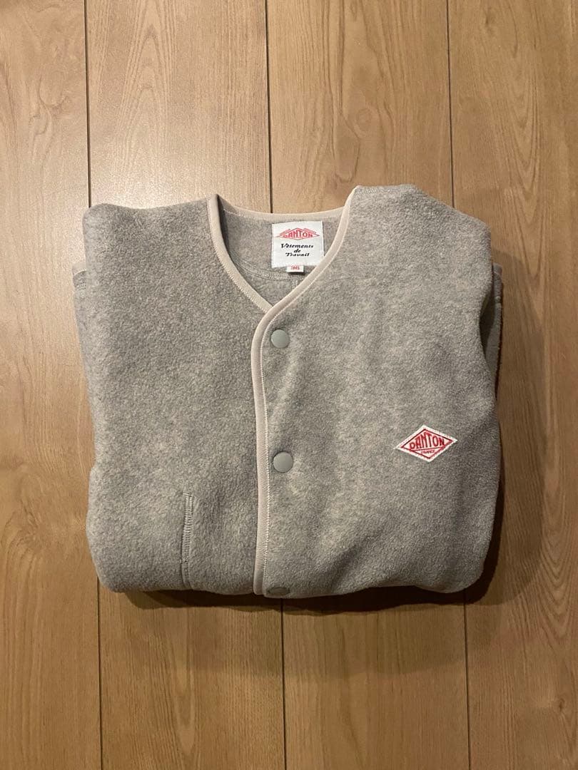 DANTON（ダントン）| ノーカラーフリースカーディガン