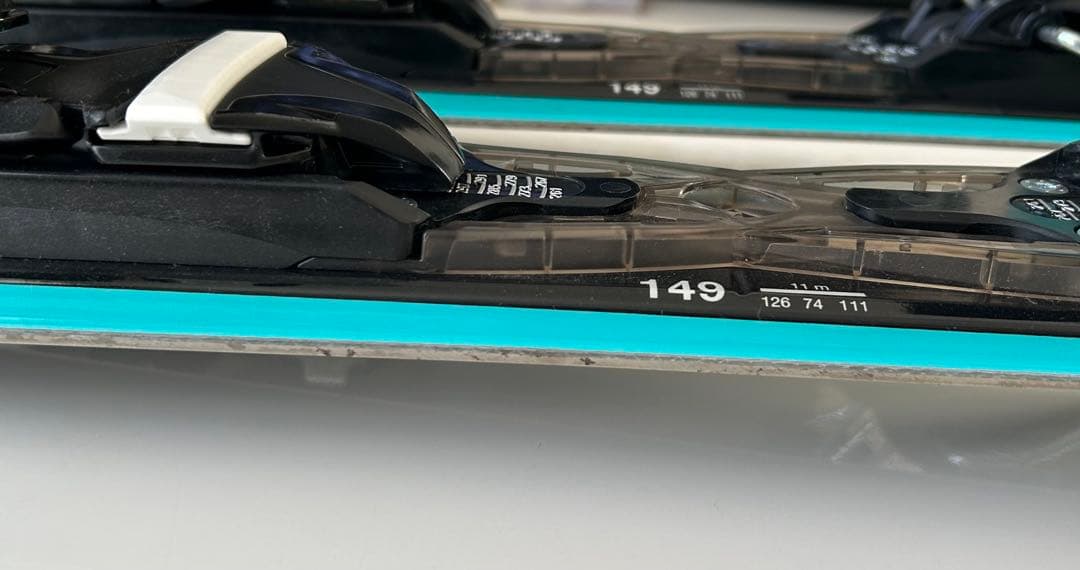 ROSSIGNOL ロシニョールFAMOUS2 149cm スキー板