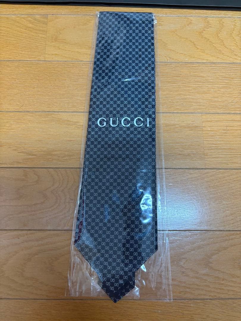 よ*さ様 GUCCI ネイビー GGパターン ネクタイ