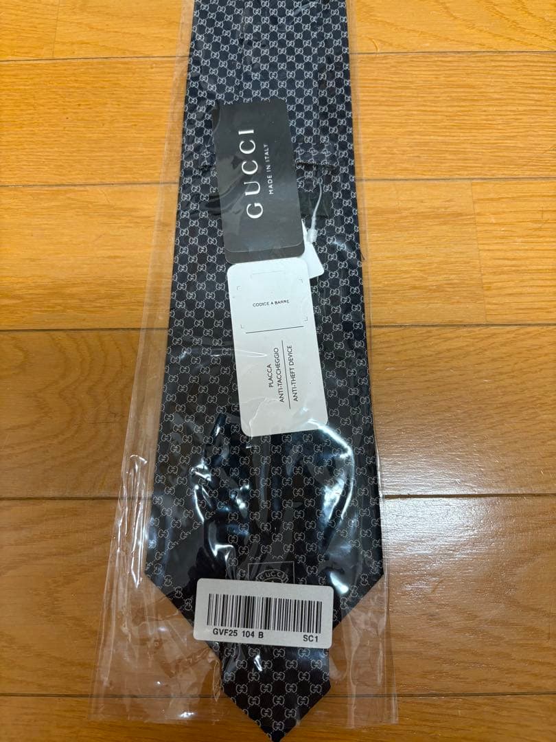 よ*さ様 GUCCI ネイビー GGパターン ネクタイ