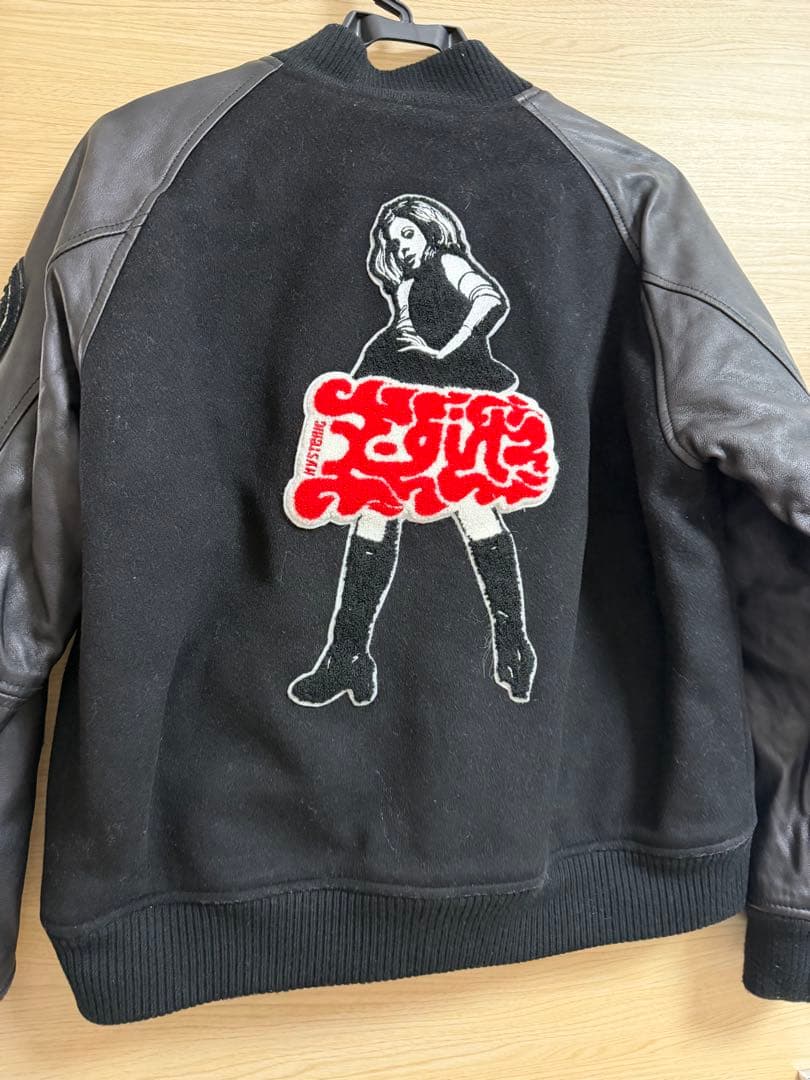 セール中！x-girl ブラックスタジャン