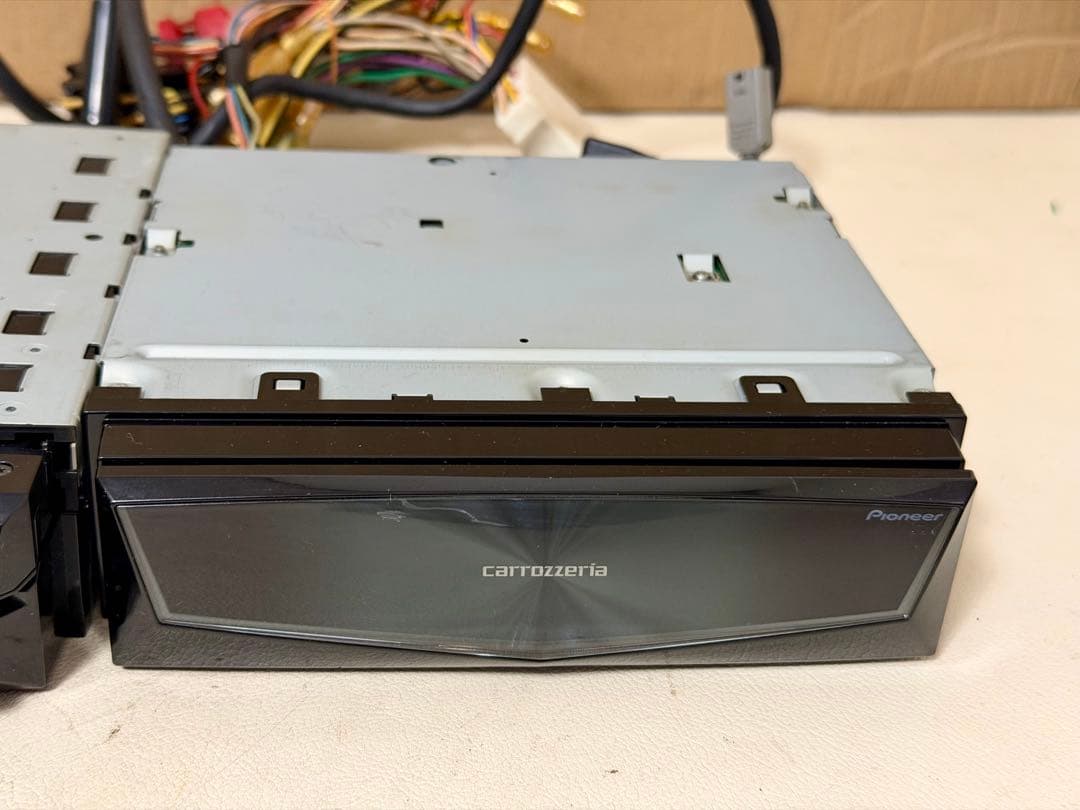 カロッツェリア サイバーナビ AVIC-VH0999 2015