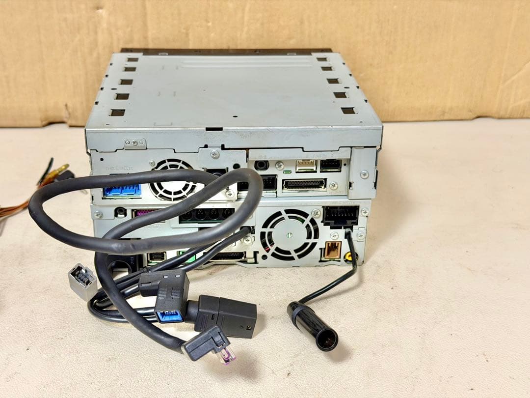 カロッツェリア サイバーナビ AVIC-VH0999 2015