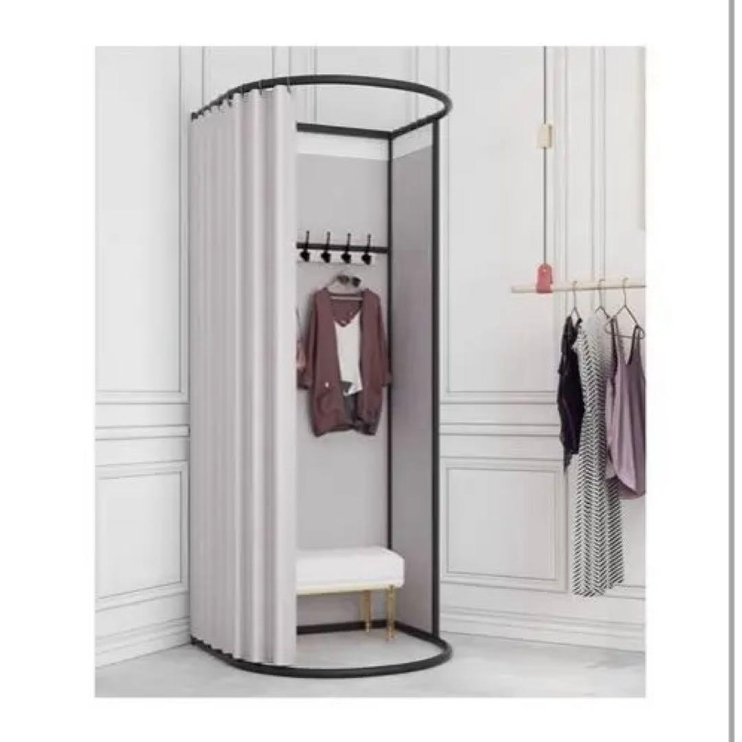 フィッティングルーム 試着室 更衣室 着替え