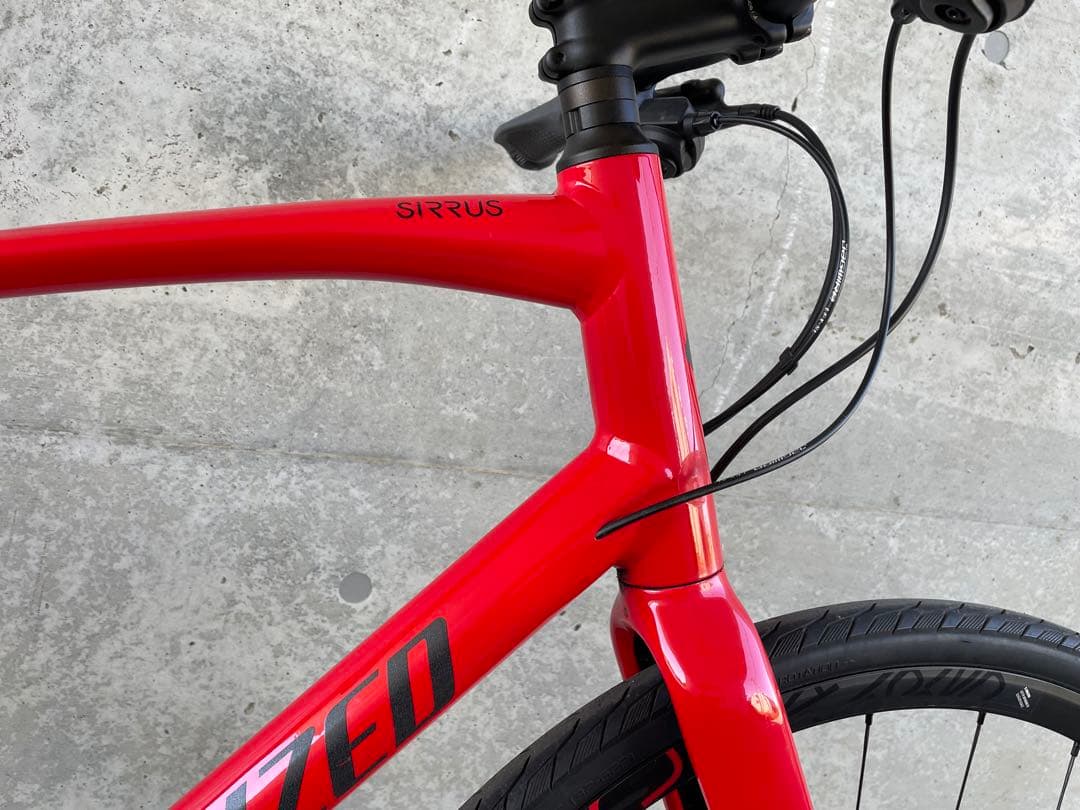 スペシャライズド　シラス　スポーツ　クロスバイク　油圧ディスクブレーキ