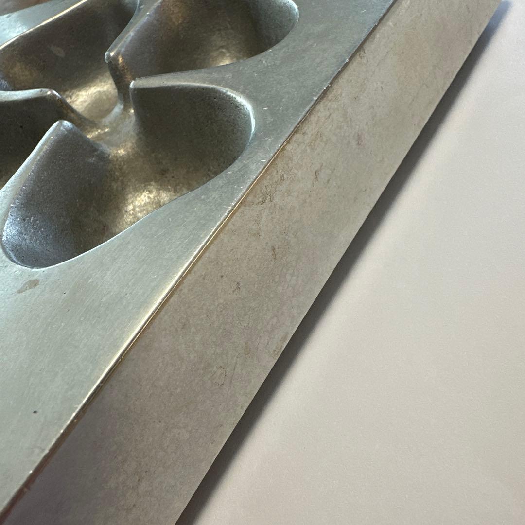 D*I様 Macchina rossa Alfa Romeoクァドリフォリオ ア