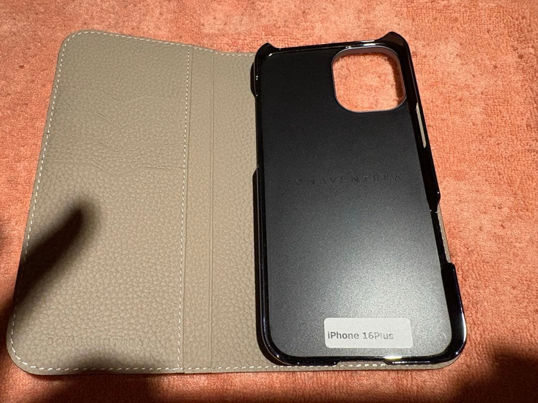 未使用新品！ボナベンチュラ　手帳型ケース iPhone16plus