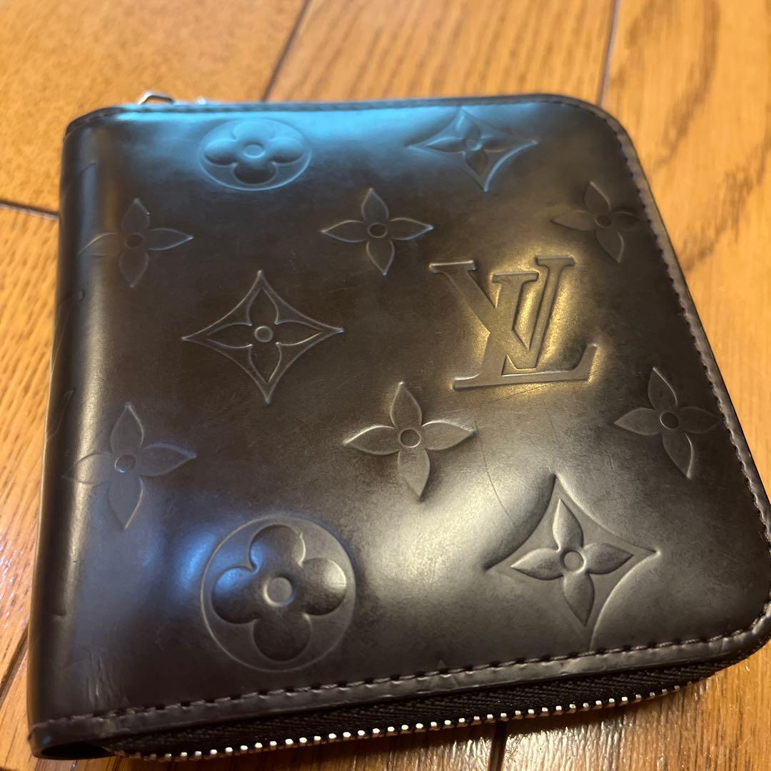 Louis Vuitton 二つ折り財布　メンズ　M66510 モノグラムグラセ