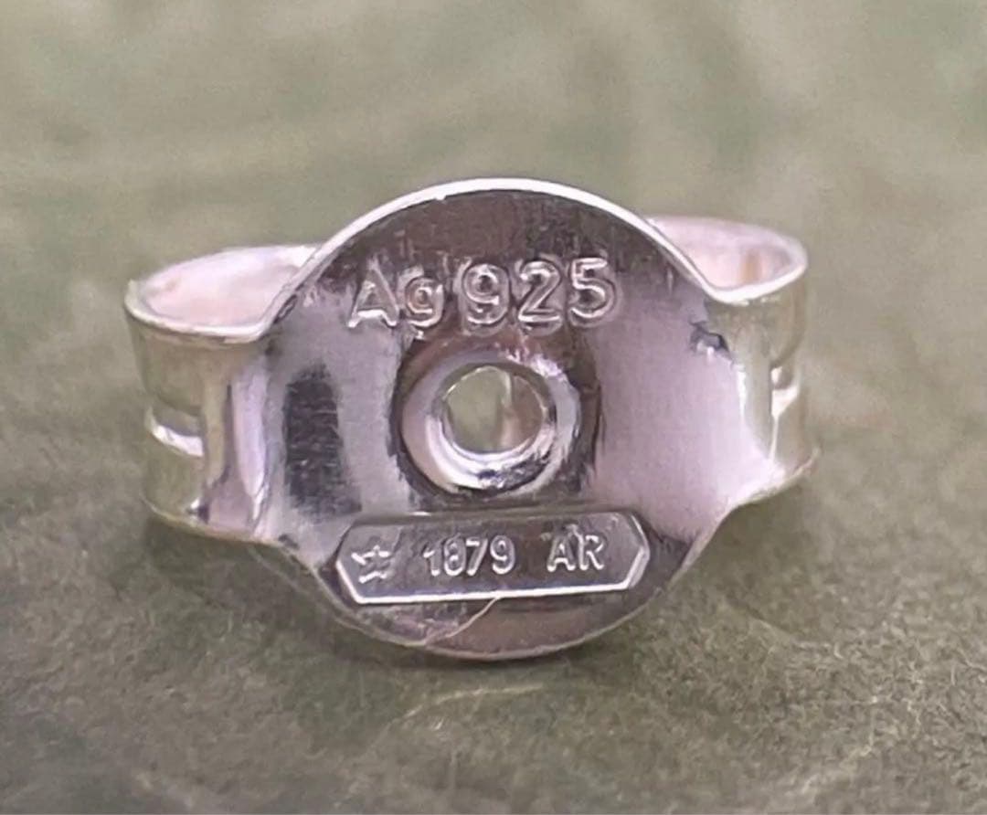 GUCCI グッチ ピアス ダブルG 箱付き シルバー