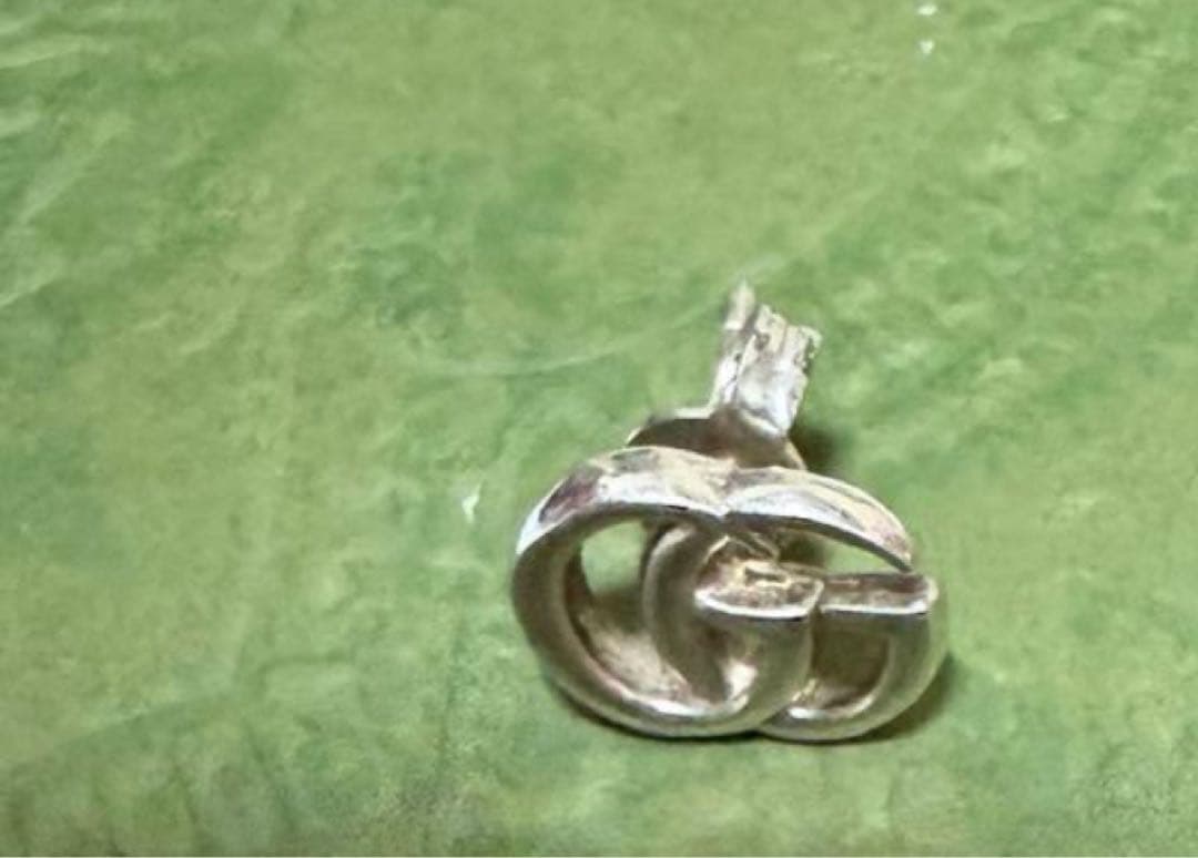 GUCCI グッチ ピアス ダブルG 箱付き シルバー