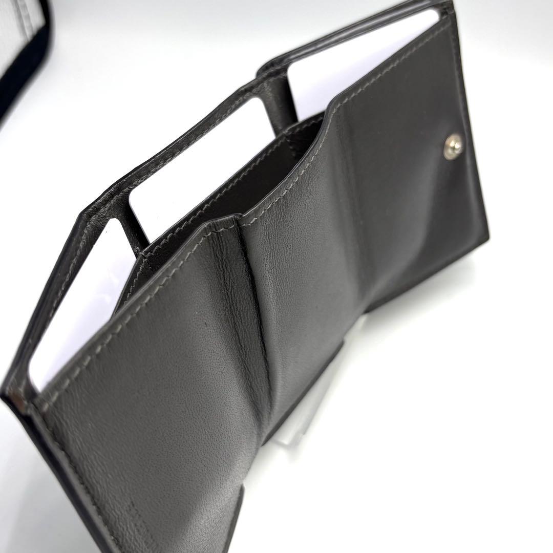 美品　BALENCIAGA バレンシアガ レザー 三つ折り財布　コンパクト