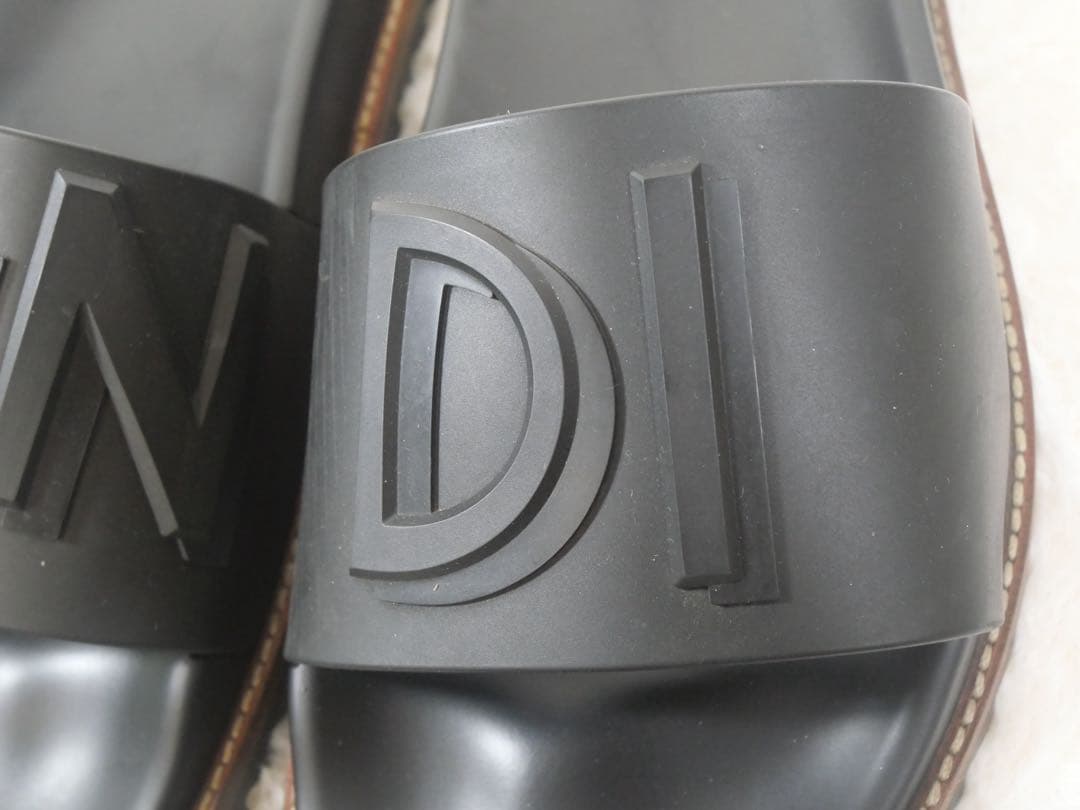 FENDI　メンズサンダル