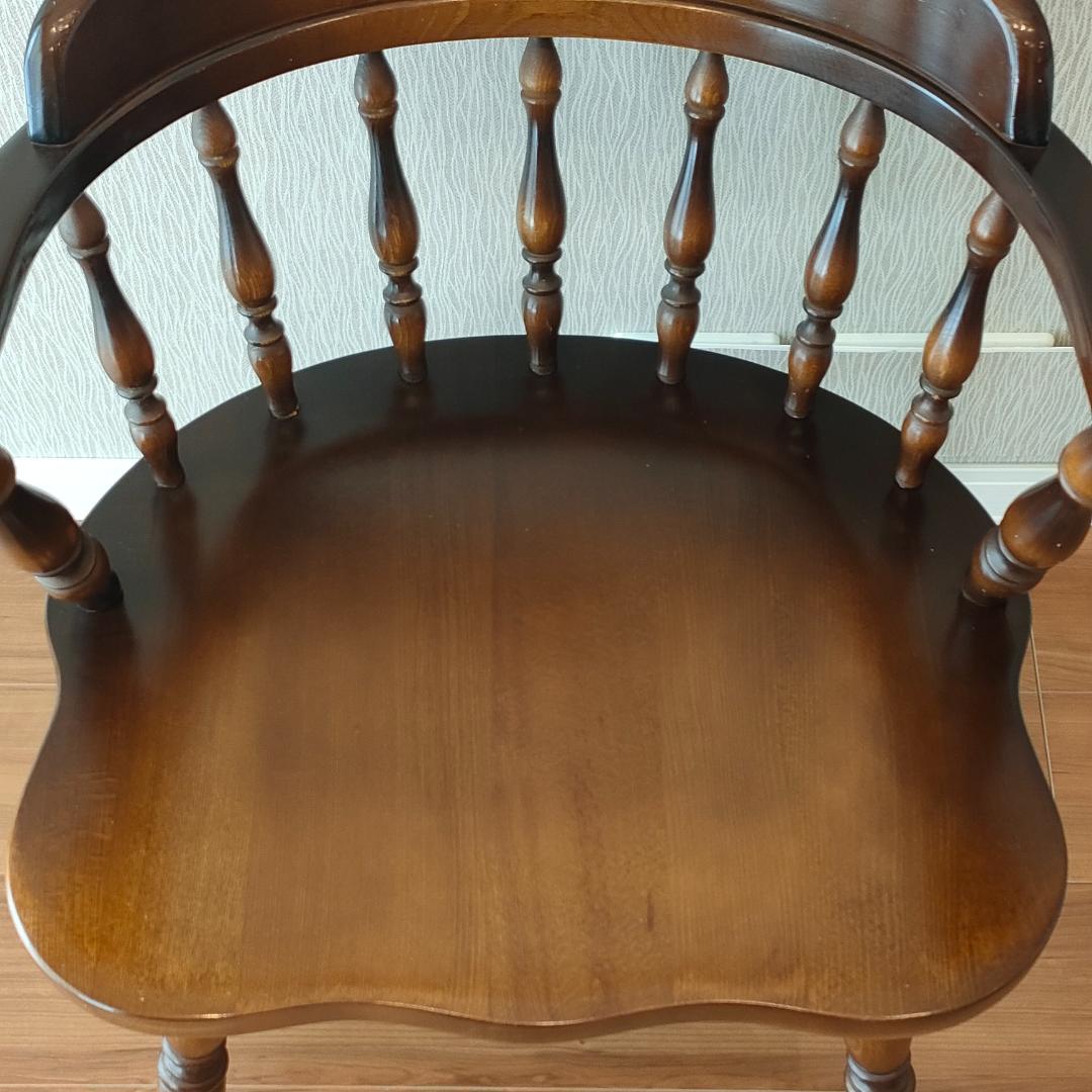 飛騨産業　アームチェア　ダイニングチェア　持ち手　ろくろ脚