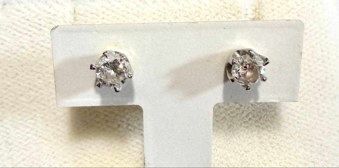 ★PT 900 ダイヤスタッドピアス 合計0.5ct★