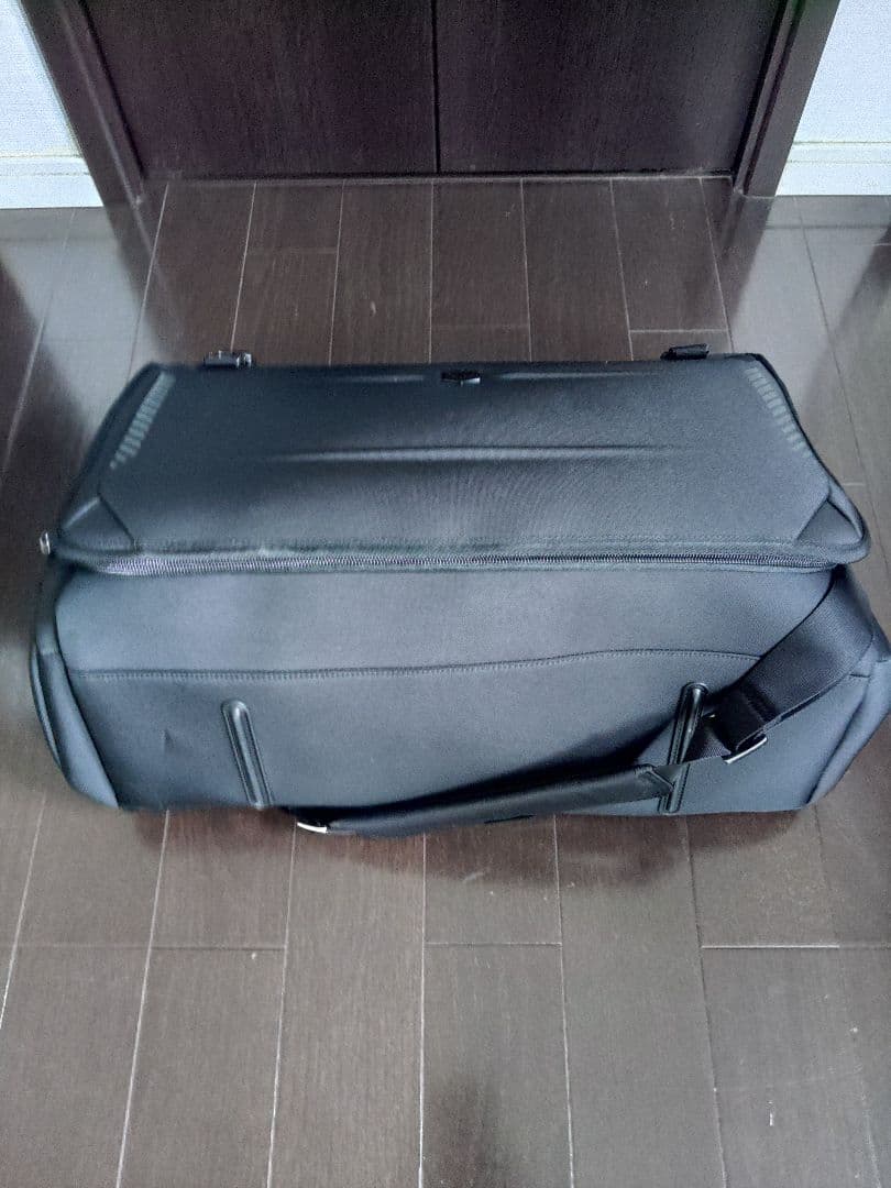 VICTORINOX バッグ