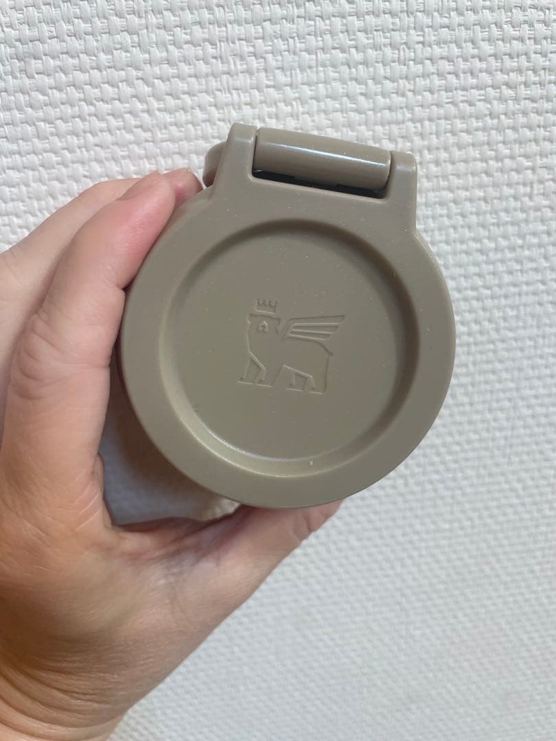 新品！スタバステンレスボトルSTANLEYグリッターゴールド473ml