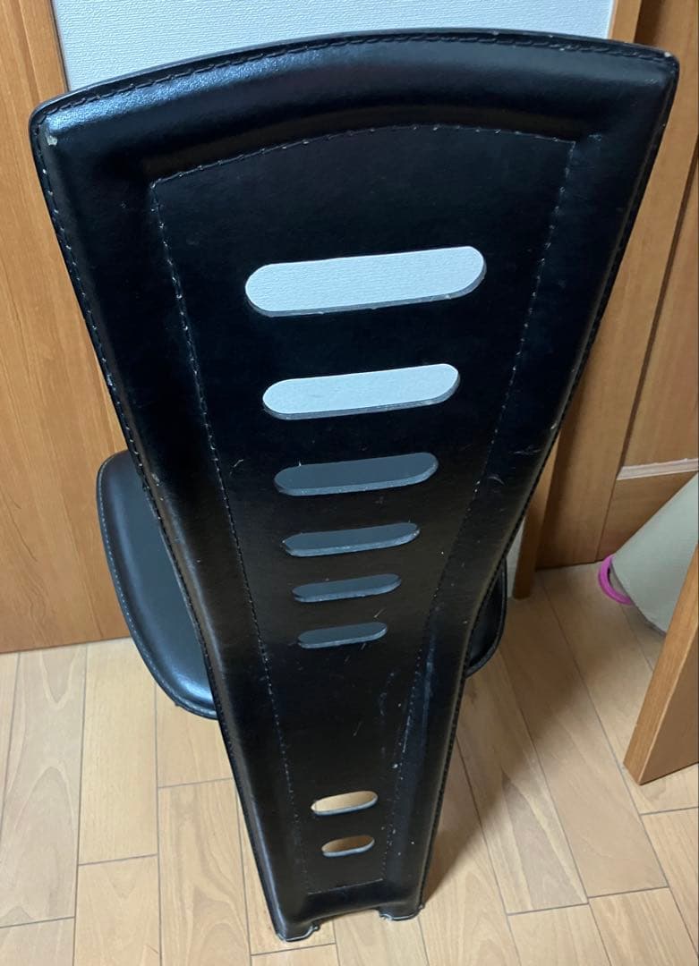 大塚家具 ダイニングチェア 黒革