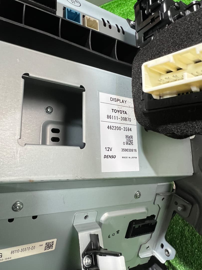 トヨタ クラウンナビ AWS210 86111-30B70 純正中古