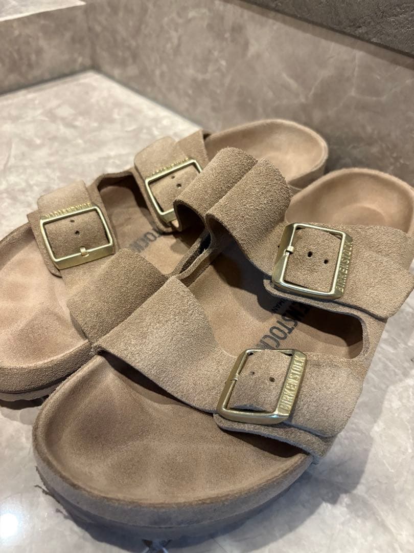 BEAMS別注 アリゾナ taupe サイズ40