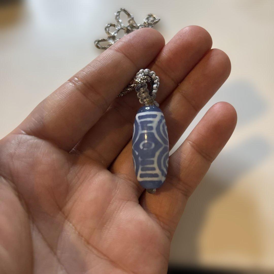 青のシリーズきたよ！老玉髄龍眼天珠様！頭にズーンとくる！