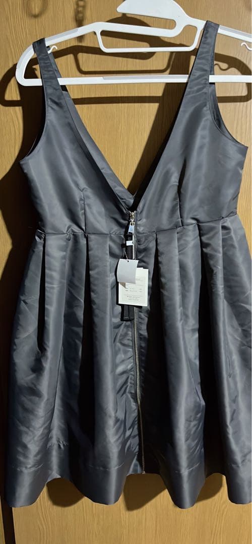 Bibiy ジップワンピース 新品タグ付き