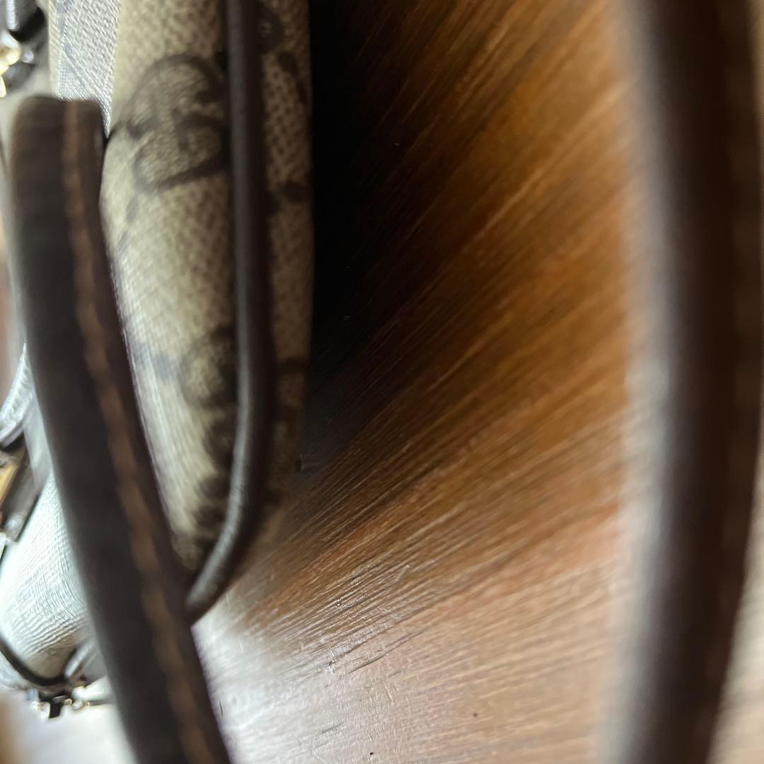 グッチ　ショルダーバック