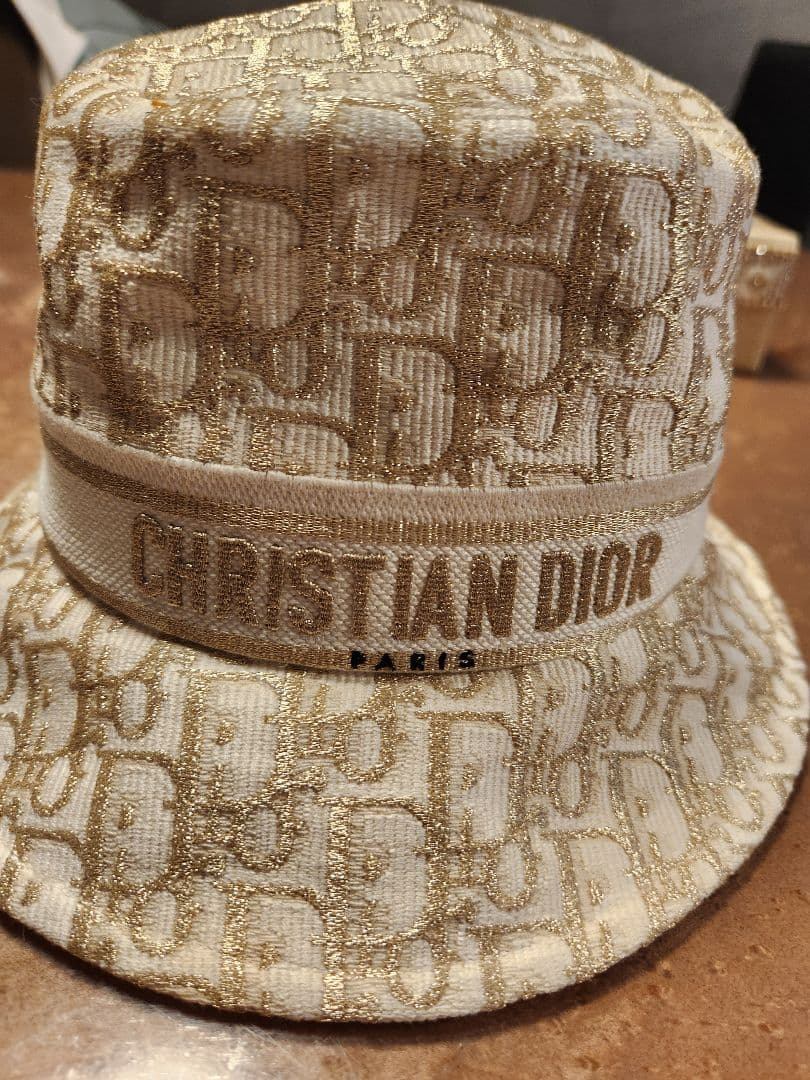 今だけ値下げ！Diorバケットハット
