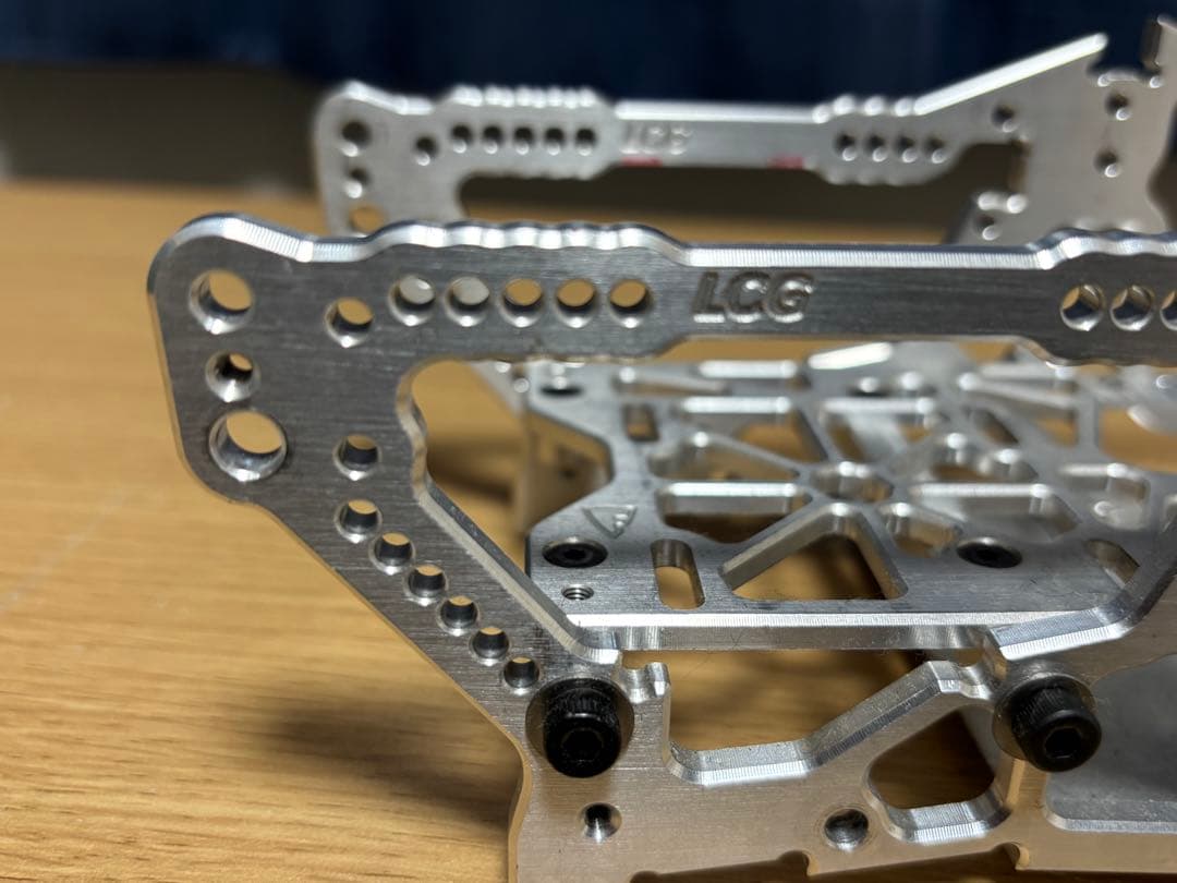 H*i様 hpi サベージ X FAST LANE アルミシャーシ