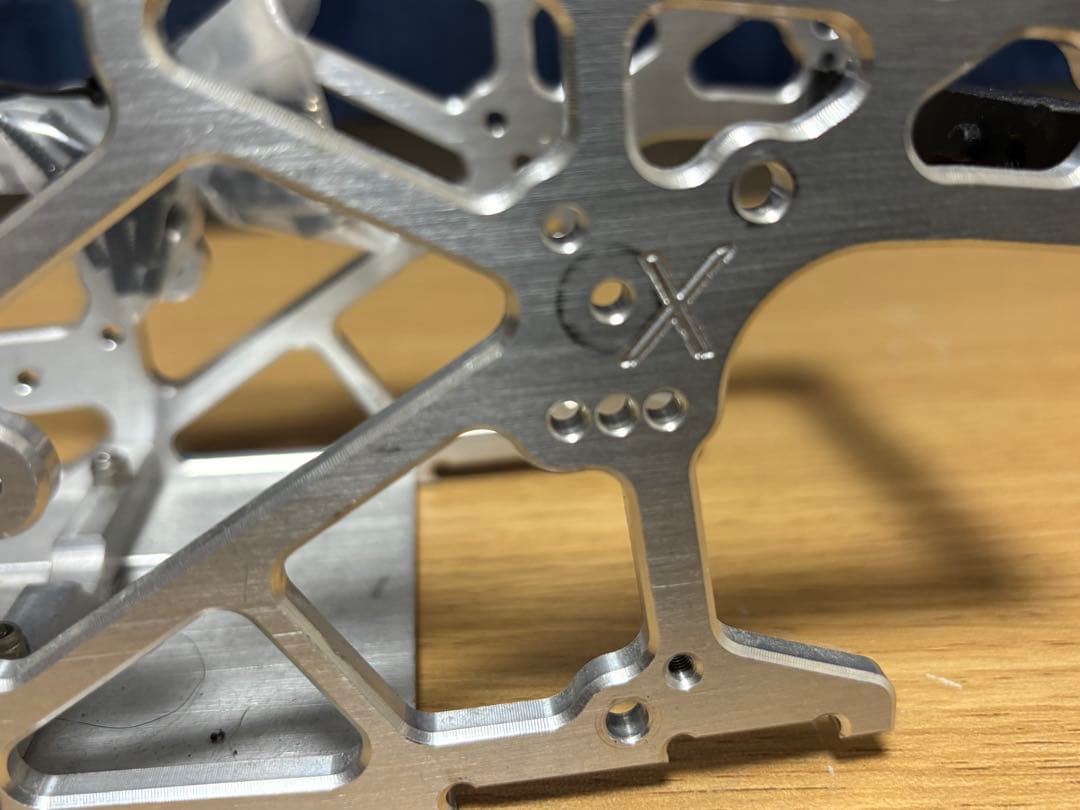 H*i様 hpi サベージ X FAST LANE アルミシャーシ