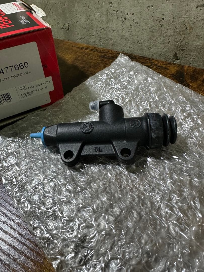 ブレンボ リアブレーキマスターシリンダーブラック