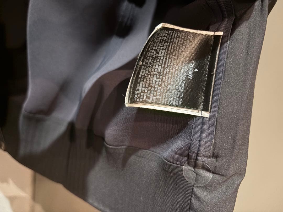 ルルレモンDown and Around レディースダウンジャケット