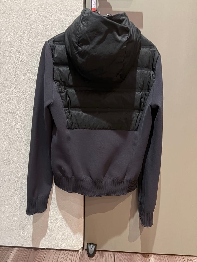 ルルレモンDown and Around レディースダウンジャケット