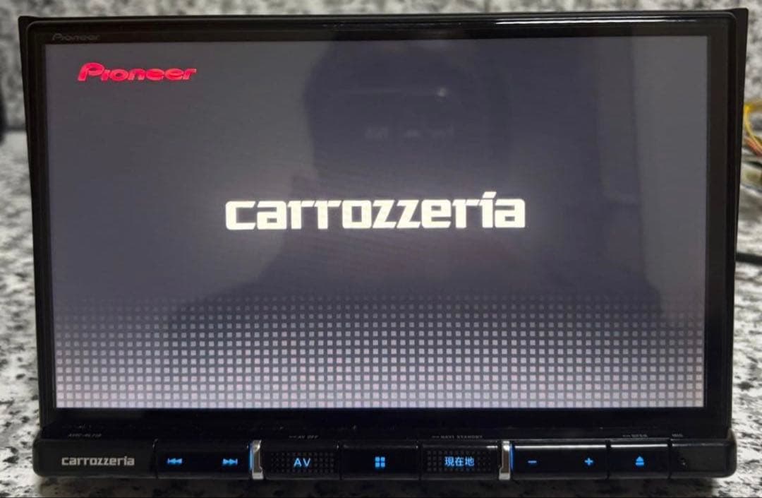 フルセグ　８インチ　RL710