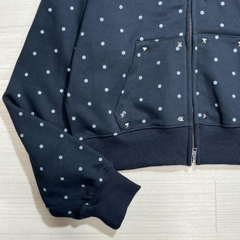 9090/ナインティナインティ/エンジェルドットジップフーディ/刺繍×プリント