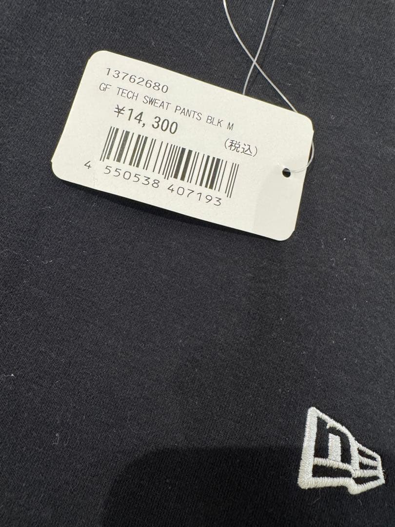 ま*ん様 【新品未使用】Mニューエラ ゴルフロングパンツ テックスウェットテーパ