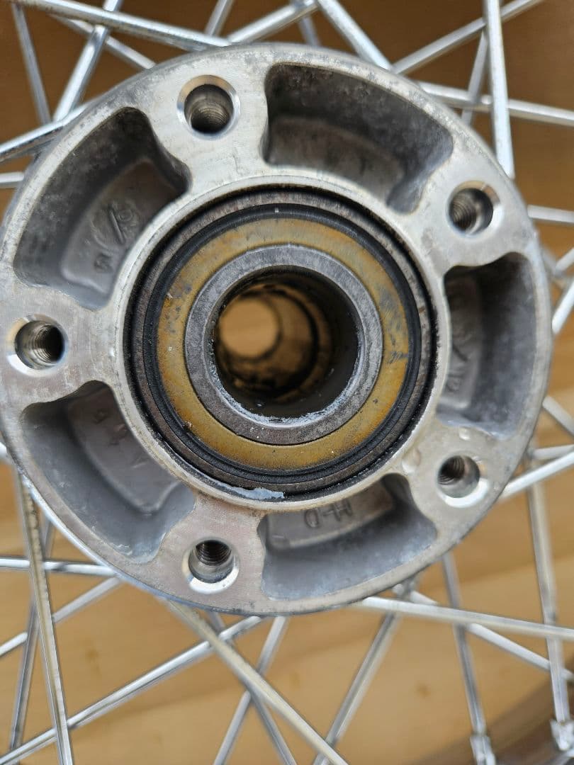 ハーレーFLSTC 純正フロントホイール