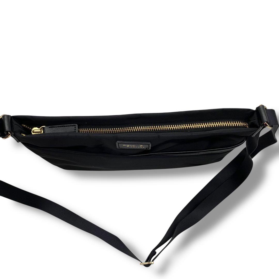 極美品　アニエスベー　ナイロンショルダーバッグ　サコッシュ　肩掛け