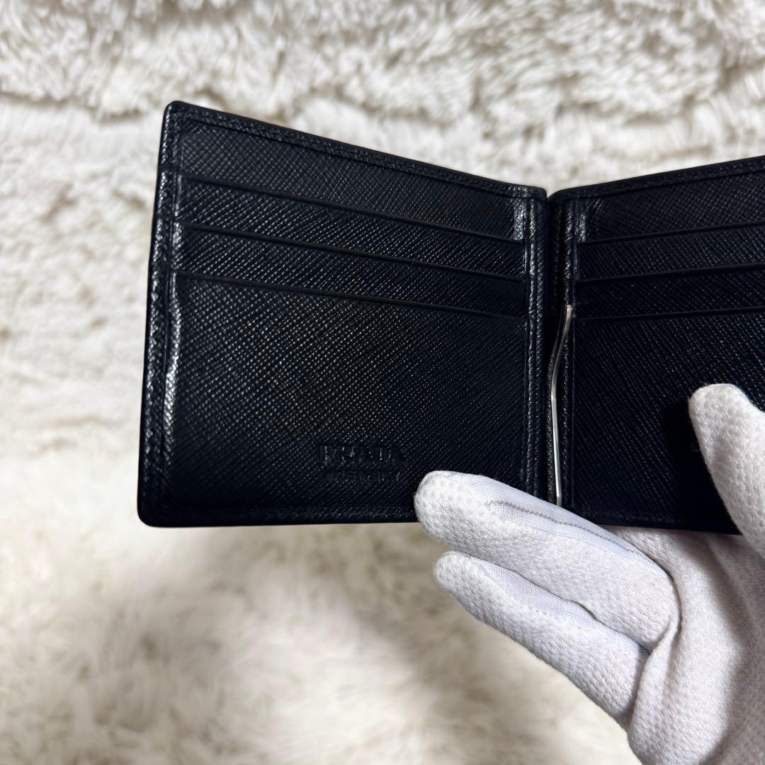 【美品】PRADA プラダ マネークリップ サフィアーノ トライアングル