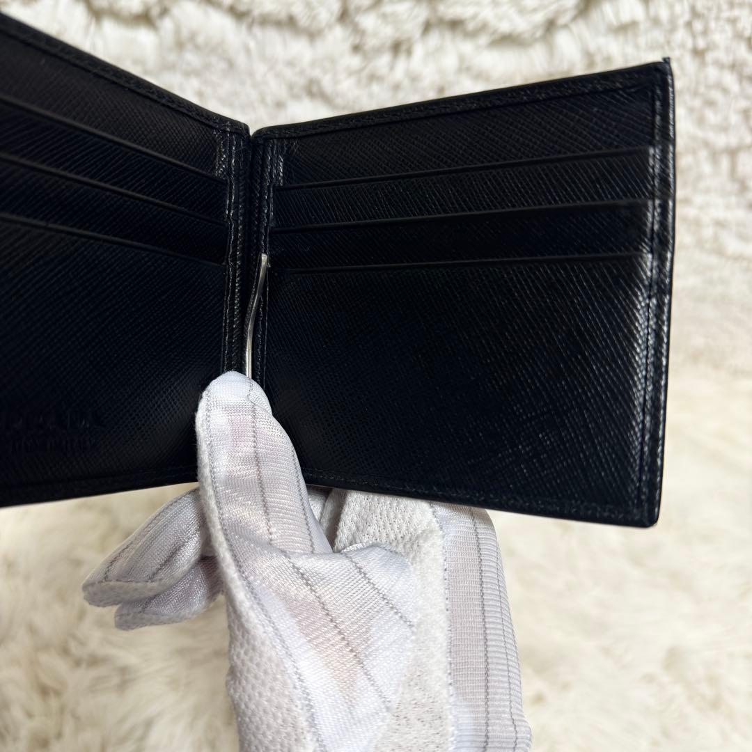 【美品】PRADA プラダ マネークリップ サフィアーノ トライアングル