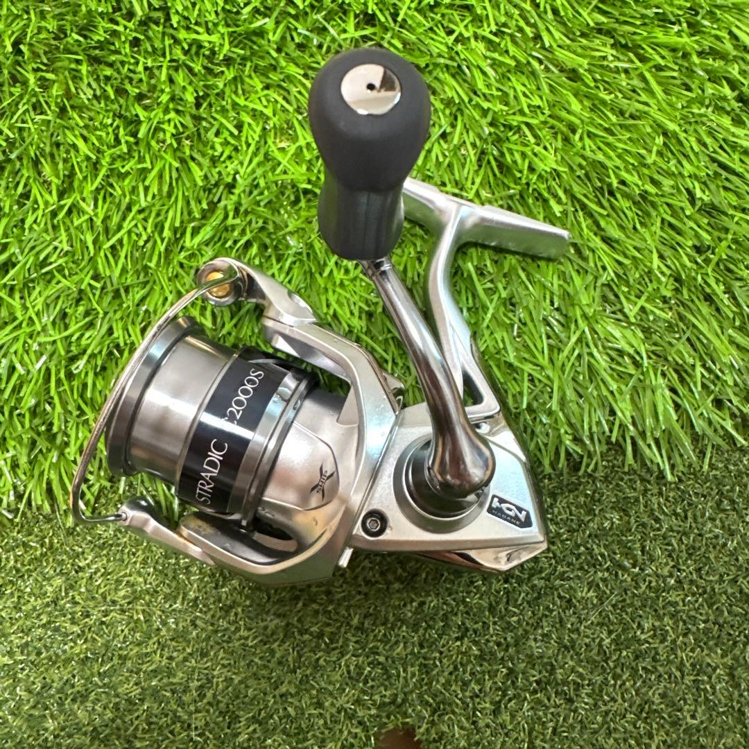 SHIMANO STRADIC 2000S スピニングリール